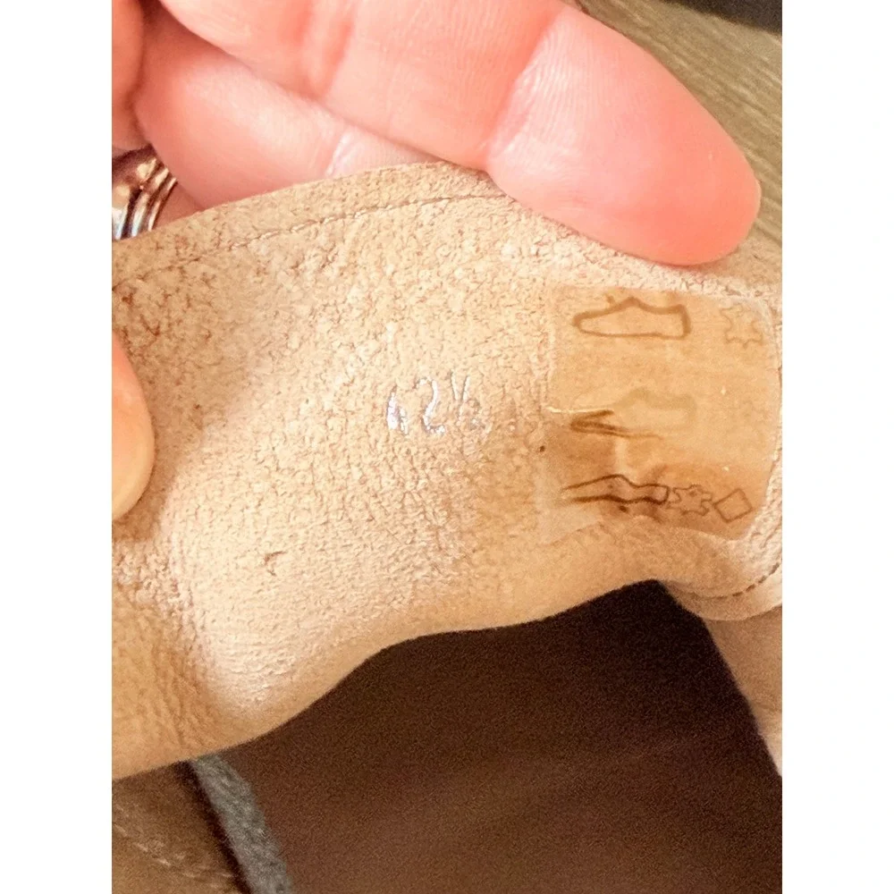 Brunello Cucinelli Suede Chukka Boots Men Tan 42.5